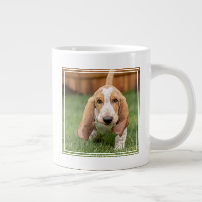Basset Hound Valp som går Jumbo Mugg (Höger)