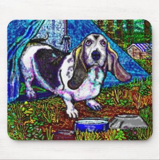 Basset som campar Mousepad Musmatta
