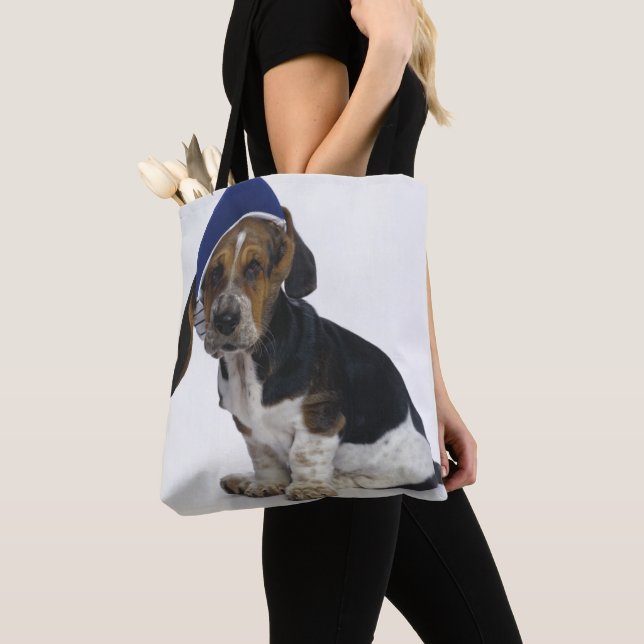 Bassethundvalp med visoren tygkasse (Närbild)