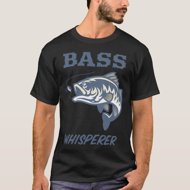 Bassflüstratör Rolig Fiske T Shirt (Framsida)
