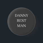 BÄSTA BADGE-KNAPPEN PIN BRÖLLOP BACHELOR KNAPP<br><div class="desc">BÄSTA BADGE FÖR BRÖLLOP ELLER STAG PARTY ELLER WEDDING RECEPTION REHERSAL DINNER,  HEN ELLER BAHELOR PARTY BACHELORETTE grått White BADGE PIN EASY FÖR ATT REDIGERA FÖR ALLA FAMILJEMEDLEMMAR,  BÄSTA MAN,  MAID OF HONOR FÅR DIN BRÖLLOP AV EN SVÅR START EASY TILL ID-BRÖLLOPSFEST VEM SOM</div>