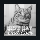 Bästa Cat Pappa någonsin Modern Anpassningsbar Pet Magnet<br><div class="desc">Den här enkla och klassiska designen består av serif-typografi och lägger till ett anpassningsbar-foto</div>