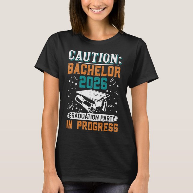 Bästa Caution Bachelor 2026 Examen Fest G T Shirt (Framsida)