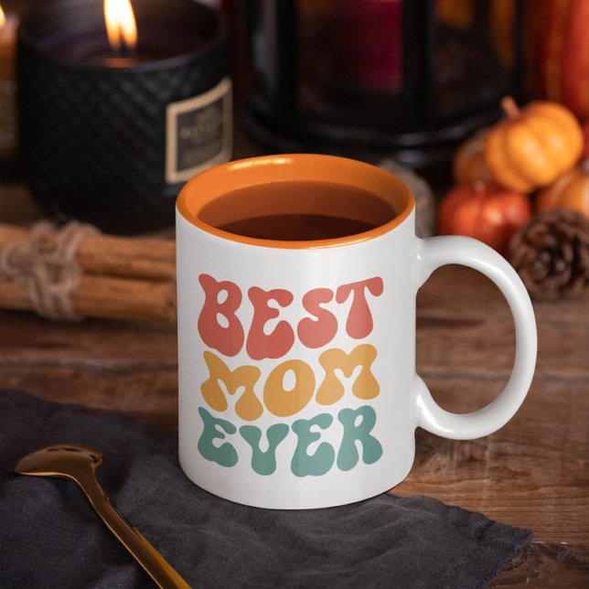 Bästa Mamma någonsin färgstarka Retro-typografi Kaffemugg (Skapare uppladdad)