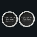 Bästa man Personligt bröllp favor Modern Monogram Cufflinks<br><div class="desc">Er bäste man kommer att tacka er kärlek i personligt bröllp för presenten/förmånen med ett modernt typsnitt. Lägg till hans namn eller monogram och en annan textrad (datum, plats i bröllop osv.) Byt färg i bakgrunden så att den stämmer överens med bröllop färger - klicka bara på "anpassa" och välj...</div>