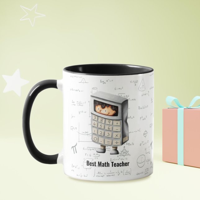 Bästa matte-lärarens formler ekvationer tecknad se mugg (Best math teacher mug with a formula background pattern and a person in calculator costume)