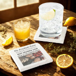 Bästa morfar någonsin-Anpassningsbar, nyhetsfoto Stenunderlägg<br><div class="desc">Ge morfar ansikte ett leende med den här anpassningsbar stenen underlägg som ser ut som förstasidan i hans egen tidning! Hans namn, en lekfull "Best Grandpa nånsin"-rubrik och ett favoritfoto, är en unik och personlig gåva som han kommer att ge kärlek. Det är en perfekt för att skydda möbler när...</div>