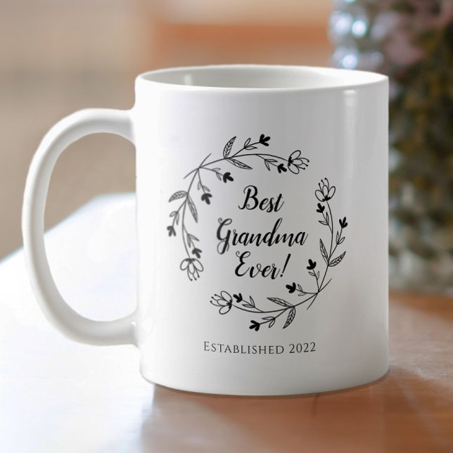 Bästa mormor någonsin Familj Blommig krans År Svar Kaffemugg (Skapare uppladdad)