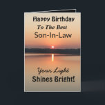 Bästa son-in-Law Light Shines Bright Birthday Kort<br><div class="desc">Skriv önskemål till din svärson under en lycklig-dag på ett inspirerande födelsedagskort med versalen "Ditt ljus Shines Bright". Det minsta mönstret är modernt,  med fet färg från guld och svart som visar vatten och ett fredligt sjö.</div>