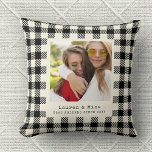 Bästa vän för den moderna BFF-fotodesignade Vänska Kudde<br><div class="desc">Fira din vänskap med den här chicen dekorativ kudde med ditt favoritfoto i en elfenbenstorn med en vintage som skrivits med en elfenbenstorn. Anpassa med ditt namn- och anpassningsbar-meddelande och gör det till en perfekt för Galentins dag,  en födelsedag eller årsdag när du träffades första gången.</div>