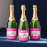Bästa vänner shock rosa-fotot namn party<br><div class="desc">En gåva till din eller dina bästa vänner för en födelsedagsfest,  en Möhippa,  jul eller ett speciellt evenemang. Vit text: Vänner för livet,  skriven med ett skript från trendig stil. Anpassa och använda ditt eget foto och namn(er) En giftig shock rosa-bakgrund färg.</div>