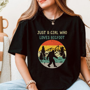 Bästa Vintage Tjej Älskar Bigfoot Grafik T Shirt