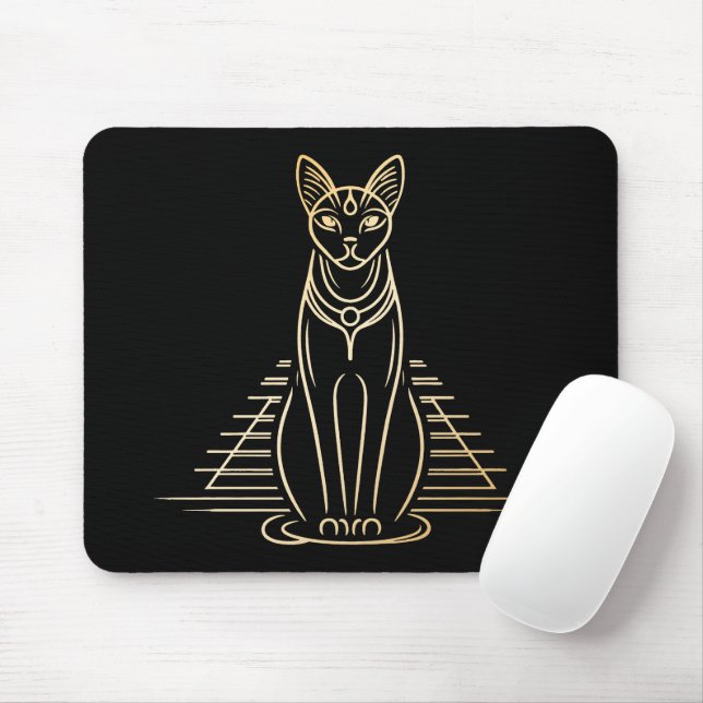 Bastet, egyptisk kattgudinna framför en pyramid musmatta (Med mus)
