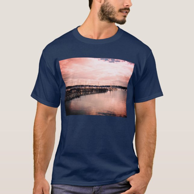 Båt Dock T Shirt (Framsida)