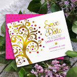Bat mitzvah Chic Guld Rosa och Röda oljor Livets t Spara Datumet<br><div class="desc">Se till att alla dina vänner och släktingar kan fira din dotters milstolpe Bat mitzvah! Skicka ut den här fantastiska, grafiska faux-guld-folie träd med glatt rosa, orange och röd stjärna av David och punkt "löv" på vit bakgrund, personligen "Spara datum"-meddelande. En liten, mörk röd stjärna av David mönster som överlägger...</div>
