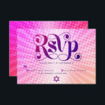Bat mitzvah Fet Retro Boho Rosa Orange-övertoning OSA Kort<br><div class="desc">Var stolt, gladd och visa den här milstolpen av din favoritBat mitzvah! Inkludera det här boho, retro, OSA för personlig-inmatningskort för din händelse. Roligt, trendig, shock rosa med fetstil och typografi av lila med modern sans serif-typografi täcker över en bakgrund av poplight orange och gradientstrålar av rosa med vita prickar....</div>
