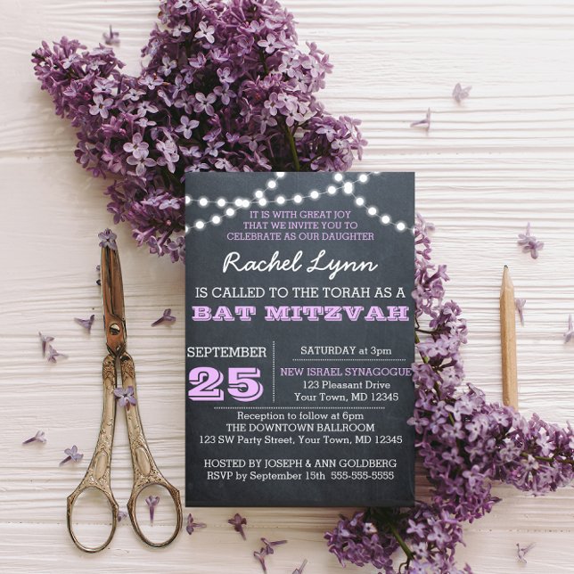 Bat mitzvah inbjudan till Chalkboard Ljus Lilac (Skapare uppladdad)