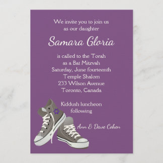 Bat mitzvah inbjudan till lila Sneakers
