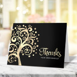 Bat mitzvah Livets träd-skript för svart gulfenad  Tack Kort<br><div class="desc">Se till att din favorit Bat mitzvah visar hennes uppskattning för alla som stödde hennes milstolpe-händelse! Skicka ut det här sofistikerade, tack för personligen! Ett grafiskt faux faux guld-folie träd med gniststjärnan David och punkt "löv", tillsammans med guld folie calligraphy-skript, täcker över en rik, svart bakgrund. Faux guld glitter konetti...</div>