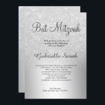 Bat mitzvah metallfolie av silver glitter inbjudningar<br><div class="desc">En metallfolie av chic och luxuriös silver glitter med kalligrafi av elegant för Bat mitzvah inbjudan.</div>