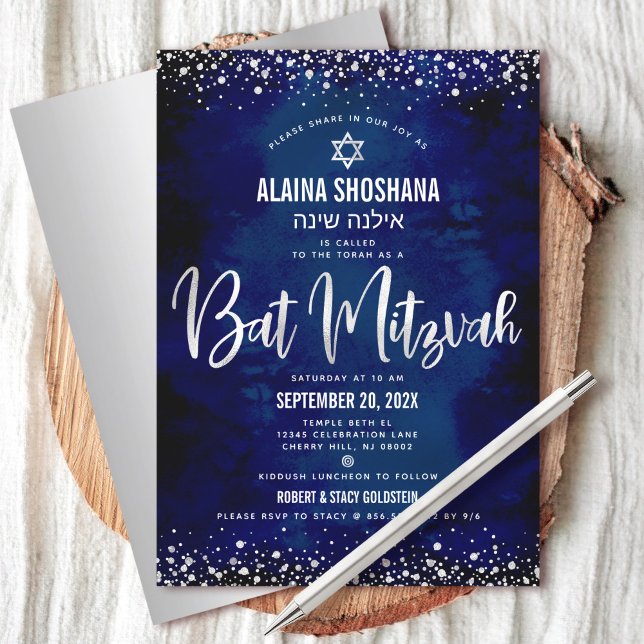 Bat mitzvah Modern Navy Silver Foil Glitter-skript Inbjudningar (Skapare uppladdad)