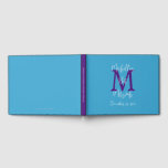 Bat mitzvah Monogram Himlar Blue Lila White Sign-I Gästböcker<br><div class="desc">Denna elegant minimalistisk Bat mitzvah party Guest Bok har en himlar blå bakgrund,  lila monogram och vit skripttext. Enkel att anpassa,  ändra eller ta bort exempel namn och text på framsidan och ryggraden. Alla Höger förbehållna © 2024 Alan & Marcia Socolik.</div>