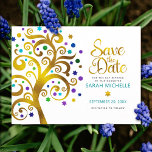 Bat mitzvah Spara datum Guld & Teal Livets träd Inbjudan Vykort<br><div class="desc">Se till att alla dina vänner och släktingar kan fira din dotters milstolpe Bat mitzvah! Skicka ut den här fantastiska, grafiska faux-guld-folie träd med glatt turkos, teal, lila och Blue Star av David och punkt "löv" på vit bakgrund, personligen "Spara datum"-vykort. Anpassa anpassningsbarna till Bat mitzvah namn och datum. Ditt...</div>