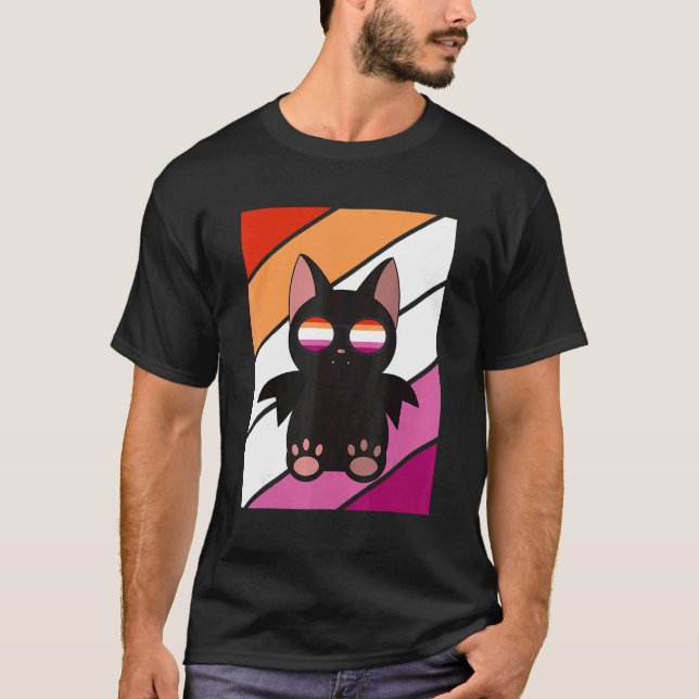 Bat With Pride Lesbian Flag LGBTQ Proud Ally Pride T Shirt (Framsida)