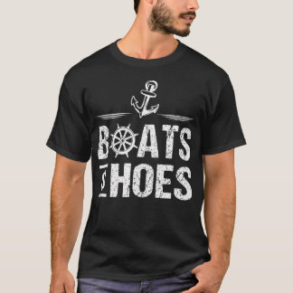Båtar Och Hor Båtälskare Båtliv Ankar Kryssning  T Shirt