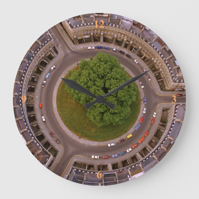 Bath, Circus. Fyrkantig Klocka (Framsida)