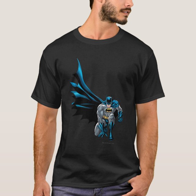 Batman Crouches Tee Shirt (Framsida)