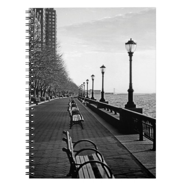 Battery Park City I Anteckningsbok (Framsidan)