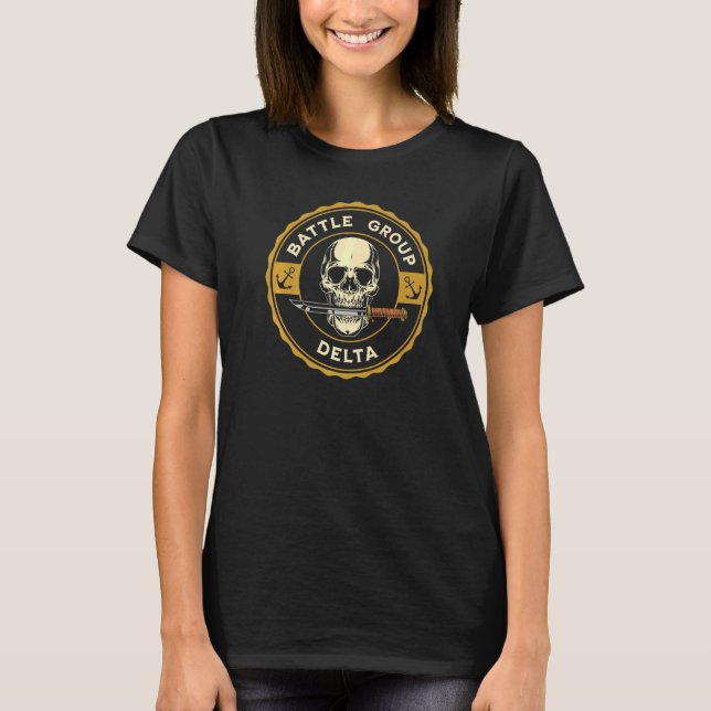 Battle Group Delta Skull med Knivar Sailor Art T Shirt (Framsida)