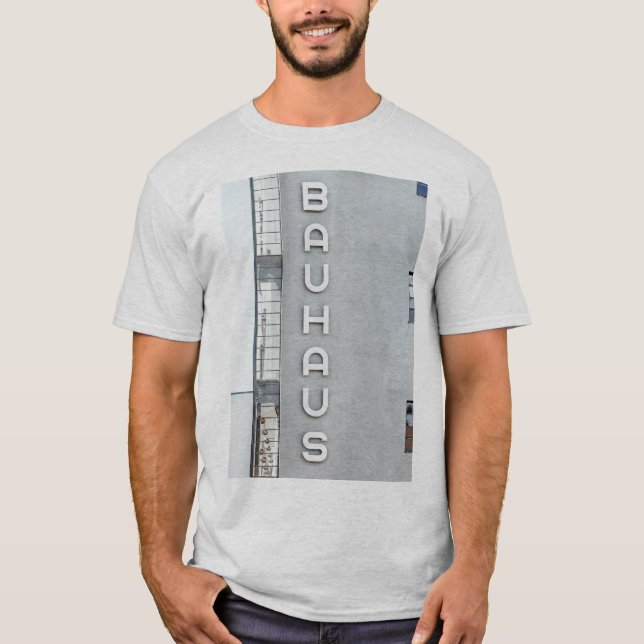 Bauhausbyggnad T Shirt (Framsida)