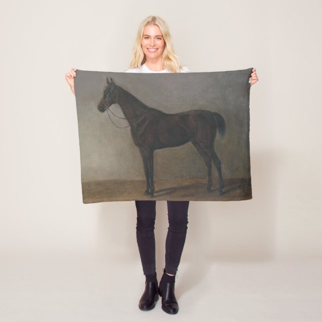 Bay Gelding Horse (av Albrecht Adam) Fleecefilt (På plats)