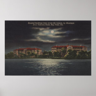 Bay Gräs, Florida - Moonlit View of Hospital Poster