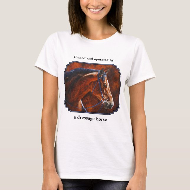 Bay Hanoverian Dressage Horse T Shirt (Framsida)