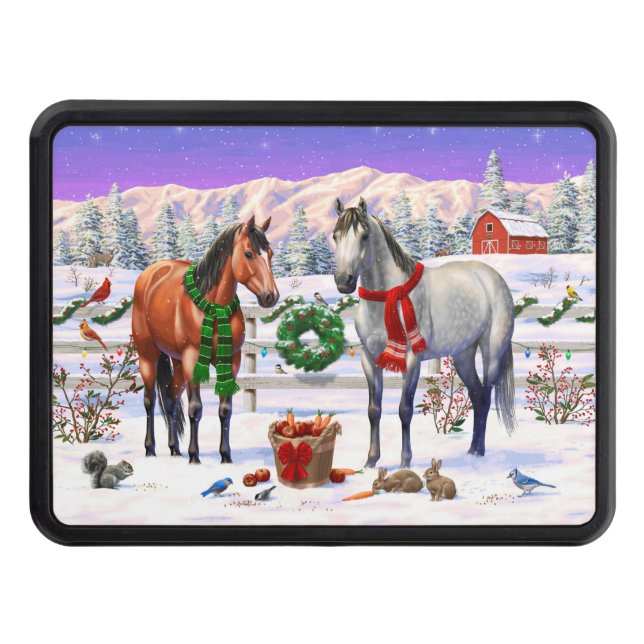 Bay och Dapple Grått Horses i Snö Julgård Dragkroksskydd (Framsidan)