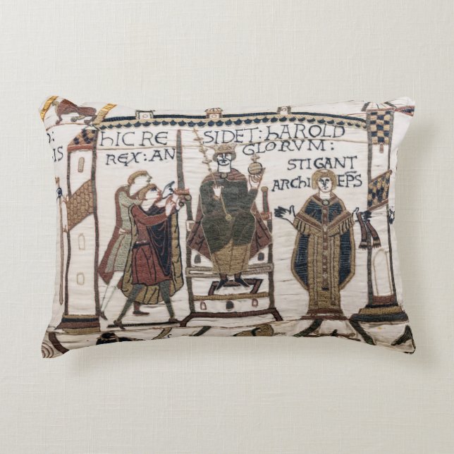 Bayeux Tapestry - Kung Harold Coronation Prydnadskudde (Framsidan)