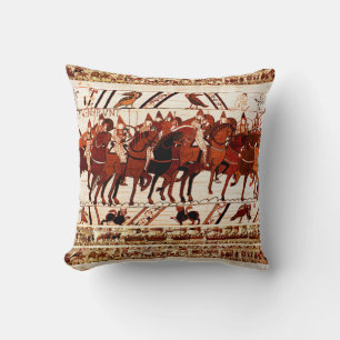 BAYEUX TAPESTRY NORMAN ARMY, KNIGHTS HORSEBACK KUDDE