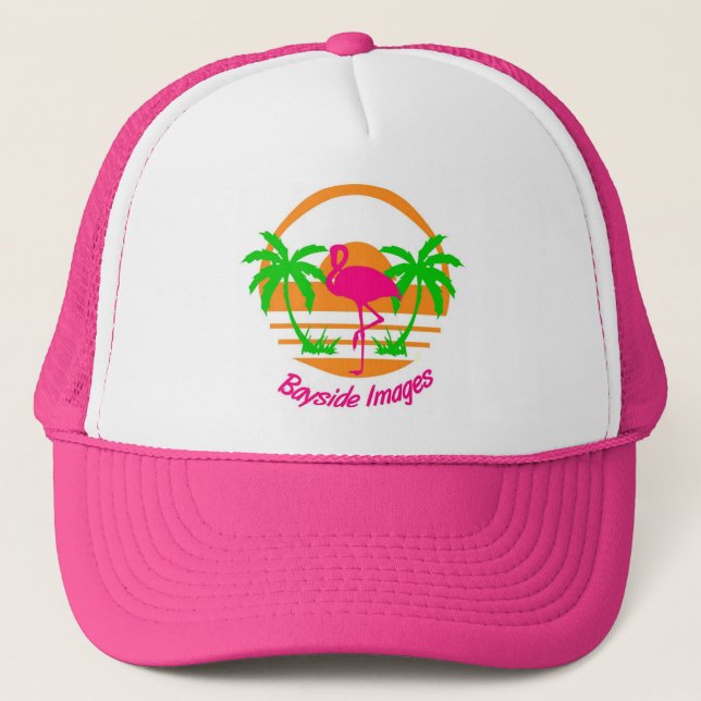 BAYSIDE AVBILDAR DET ROSA FLAMINGOLOCKET TRUCKERKEPS (Framsida)