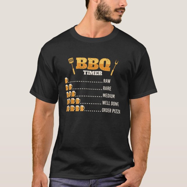 Bbq timer öldricksgrillsgrillning t shirt (Framsida)