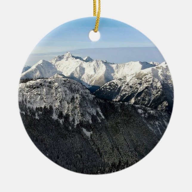 BC Snöiga berg Julgransprydnad Keramik (Framsidan)