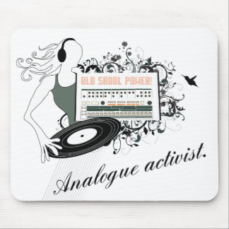 [BD] Gammala Skool driver - firande av analogen Musmatta