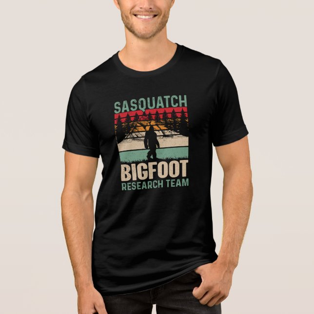 Be a part of the Team! Sasquatch Expedition Crew   T Shirt (Framsida)