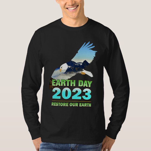Be Eco Friendly  for Earth Day 2023 T Shirt (Framsida)