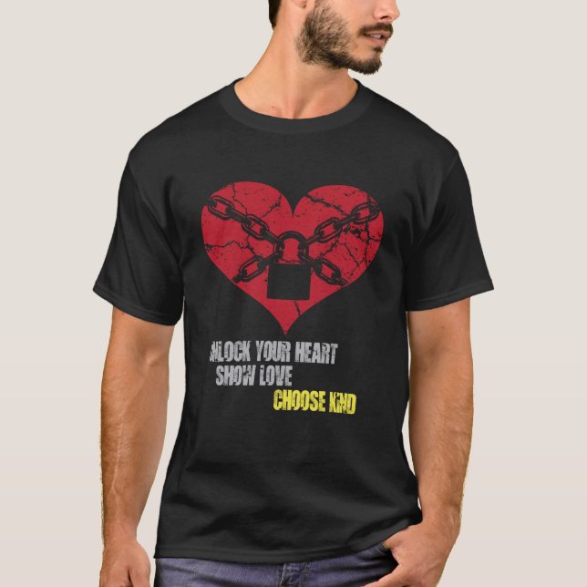 BE KIND ALWAYS Chained Heart SPREAD KINDNESS T Shirt (Framsida)