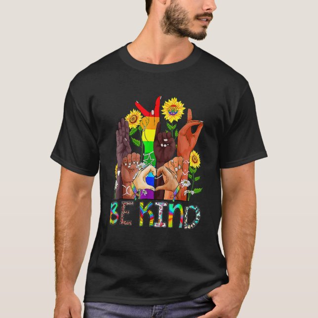 Be Kind Sign Language Hand Talking LGBTQ+ Gay Les  T Shirt (Framsida)