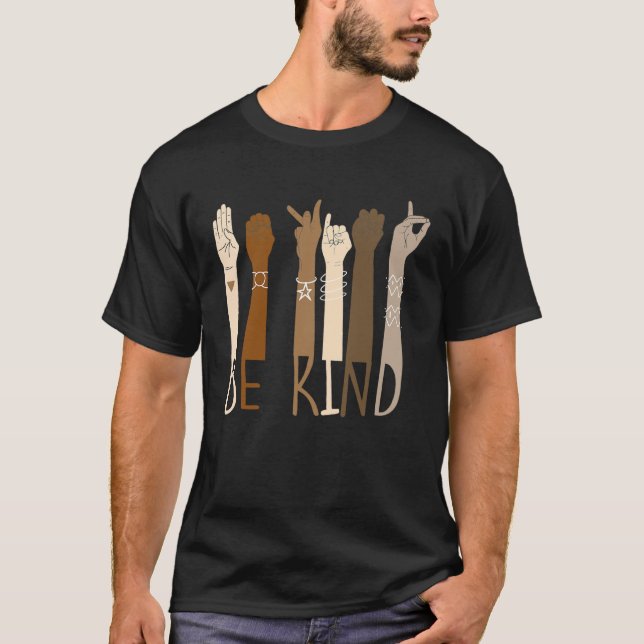 Be Kind Support Diversity Equality Dark Skin Love T Shirt (Framsida)