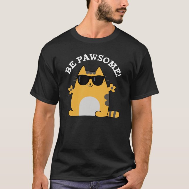 Be Tass-some Funny Fantastisk Cat Pun Mörk BG T Shirt (Framsida)